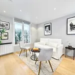 Apartment Eiffel Tower - Premium For 4 *