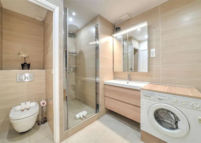 Eiffel Tower - Premium For 4 * París